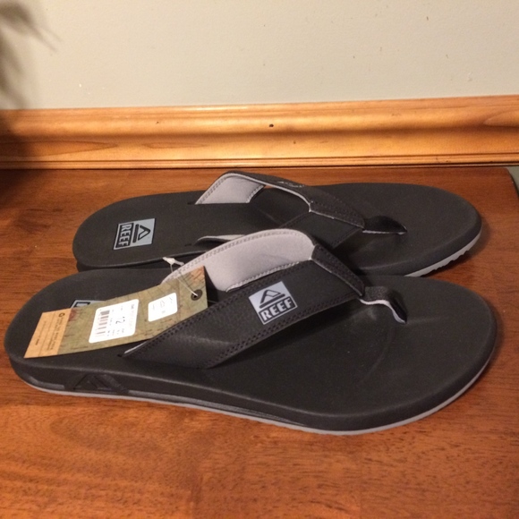 reef element sandals